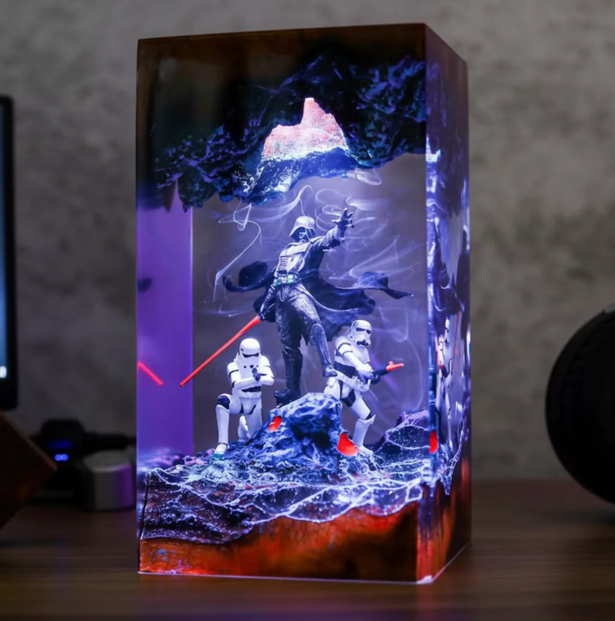 YoshiResin - Star Wars Resin Lamps